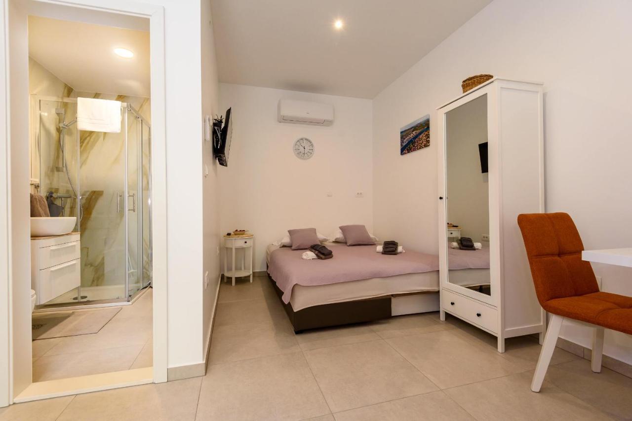 Apartmani Boras Metkovic Exterior photo