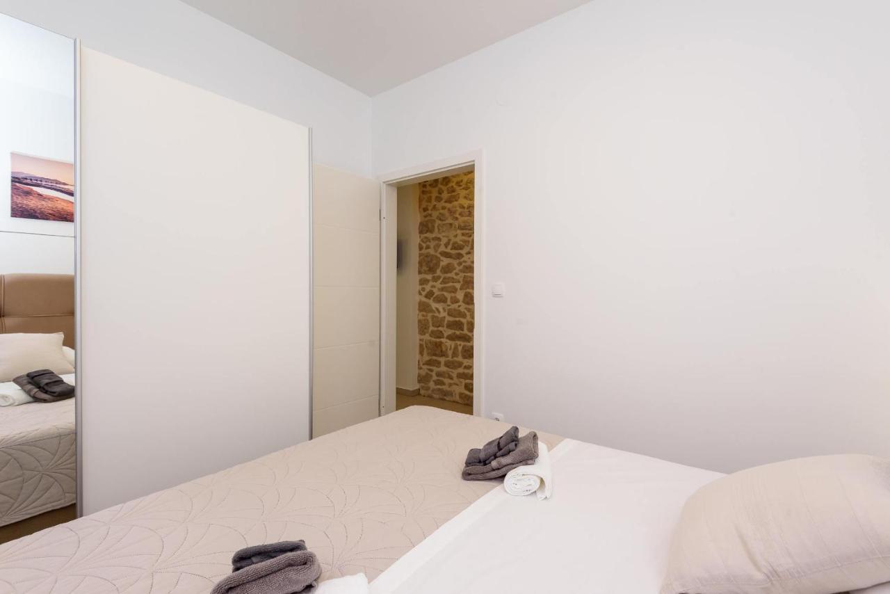 Apartmani Boras Metkovic Exterior photo