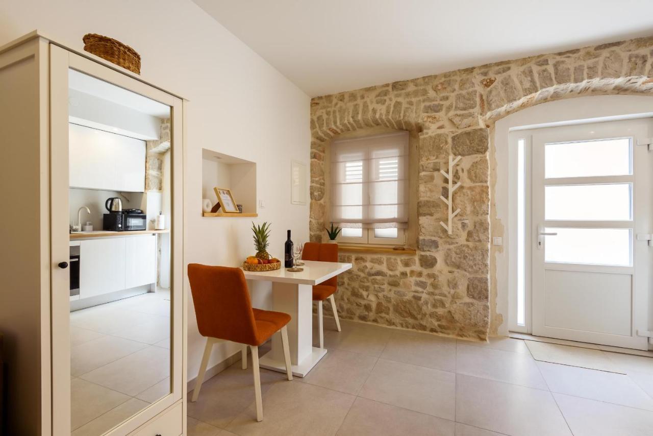 Apartmani Boras Metkovic Exterior photo