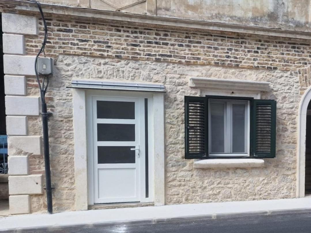 Apartmani Boras Metkovic Exterior photo